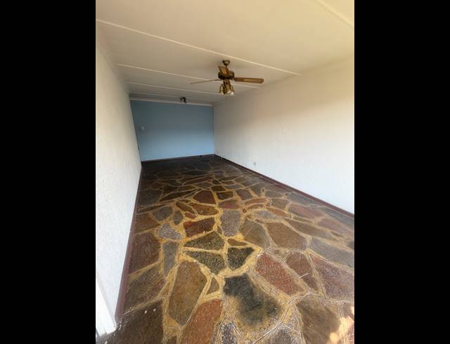 2 bed property to rent in HAMBERG